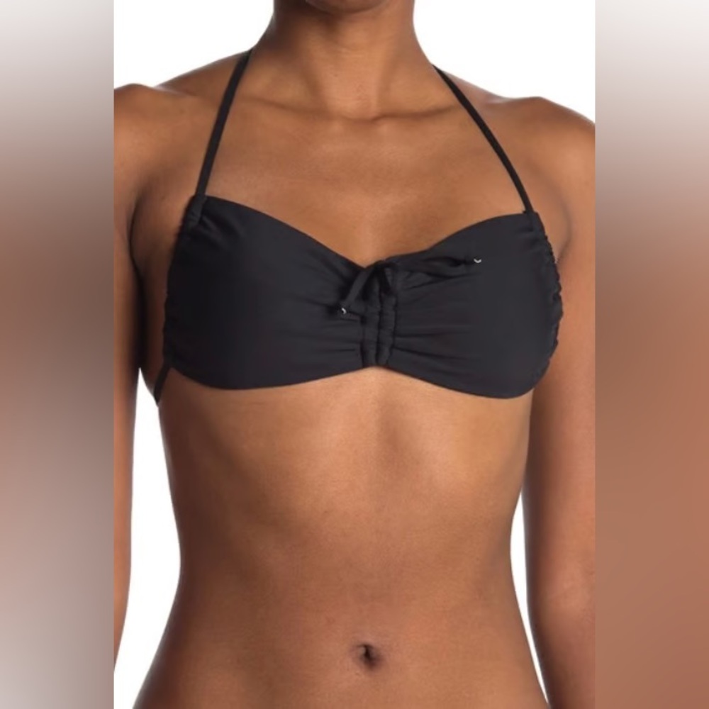 NWT VYB Rem Cinched
Bandeau Bikini Top in Black Sz L.